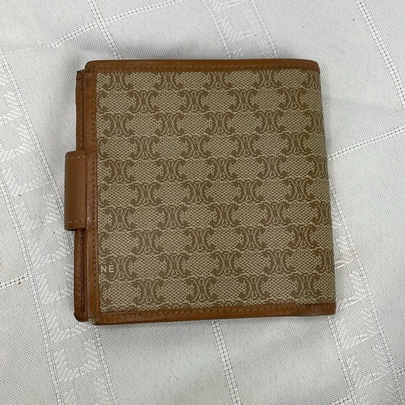 Celine Macadam Compact Wallet Beige Blason Leather Bifold Triomphe Snap - Picture 4 of 17